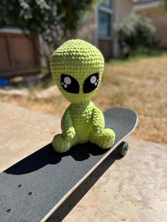 Large Cosmo Alien Crochet Stuffy